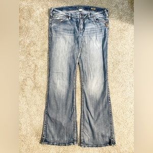 Silver Frances Flare 33x33